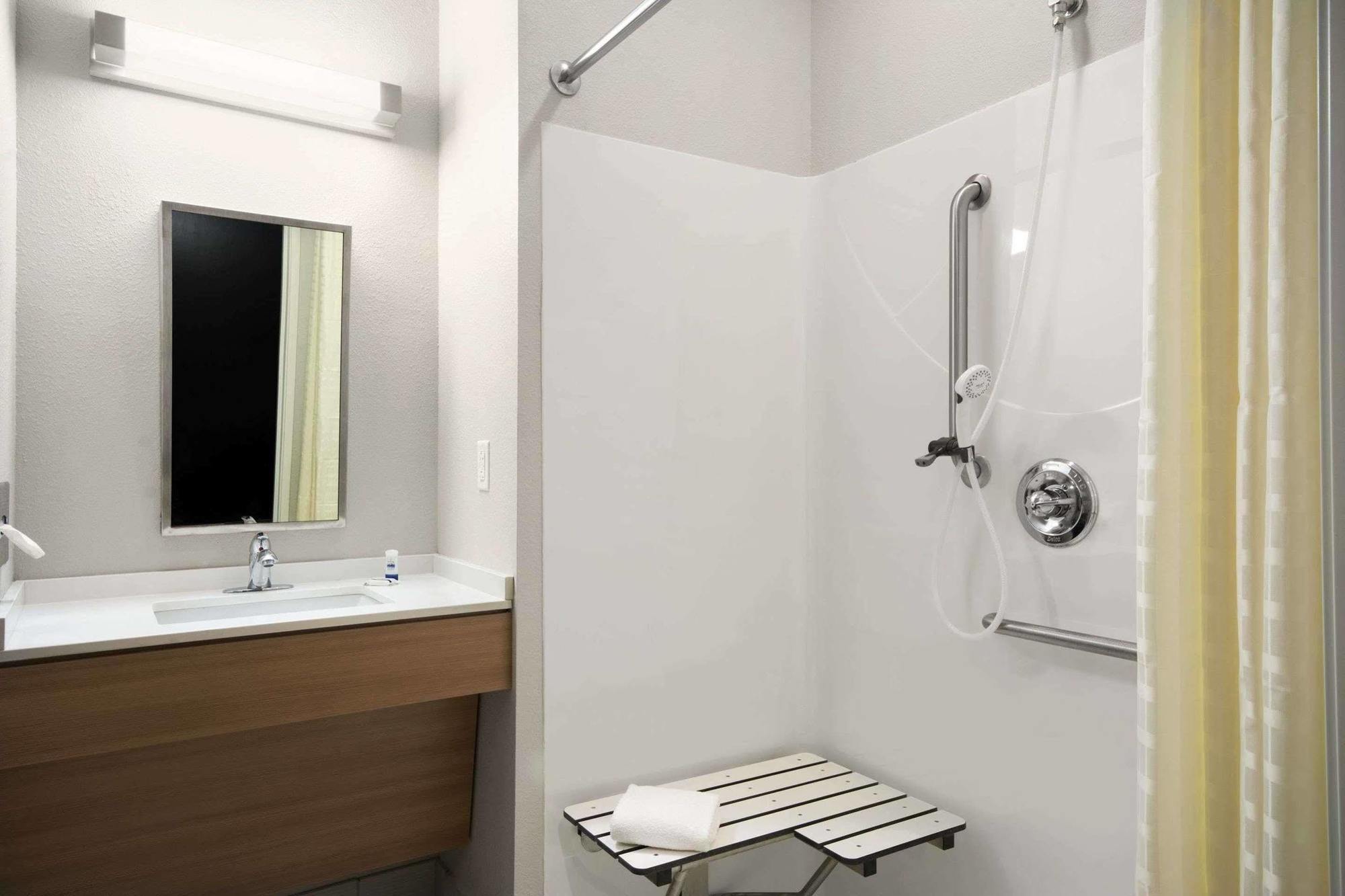 Microtel Inn & Suites By Wyndham Lynchburg Kültér fotó